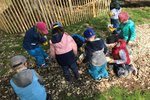 Kindergartenkinder auf Entdeckungstour | &copy; LBV Umweltstation Altmühlsee