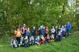 Gruppenbild einer zweiten Klasse mit Landart | © LBV Umweltstation Altmühlsee