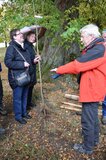 Beratung durch unseren Pomologen, Wolfgang Subal | © Heidrun Albrecht / LBV